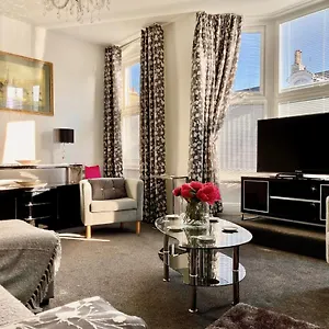 https://hanover-hideaway.yorkshirehotels.net